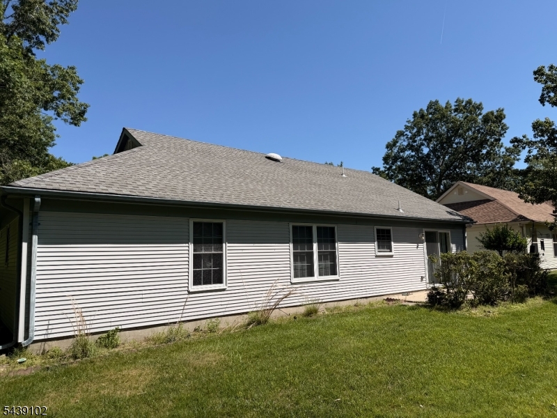541 Petunia Ln