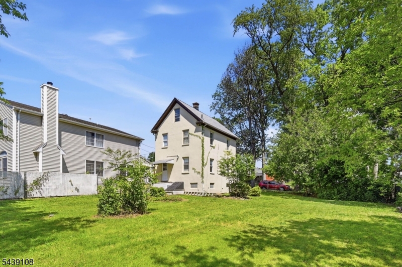 114 Franklin Pl