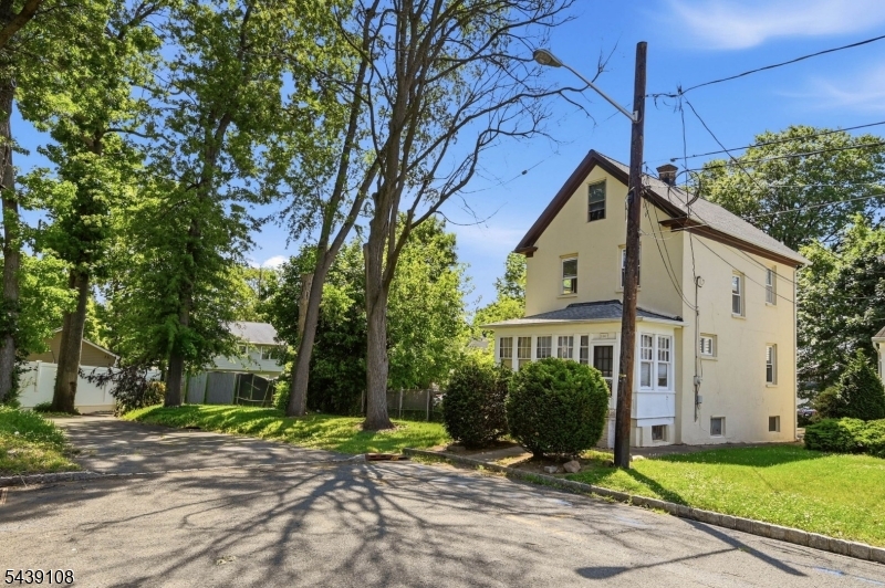 114 Franklin Pl