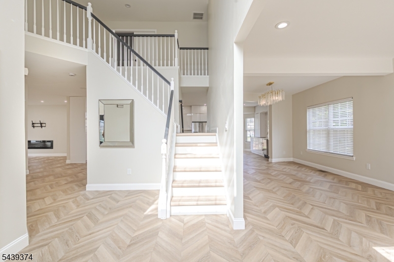 11 Chancellor Park Dr