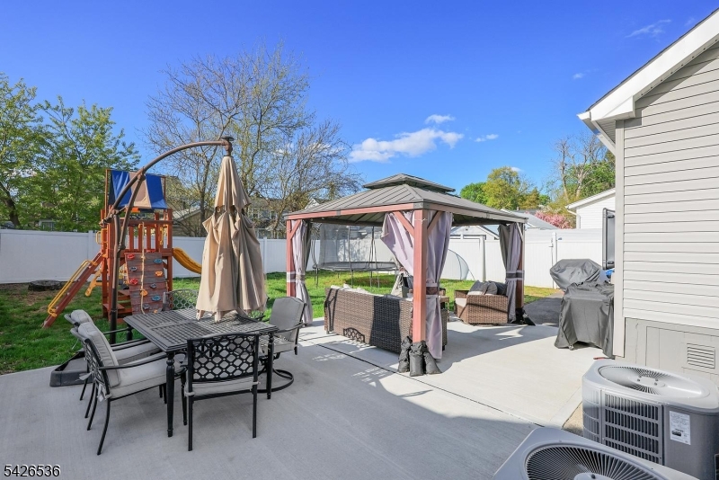 1349 Belleview Ave