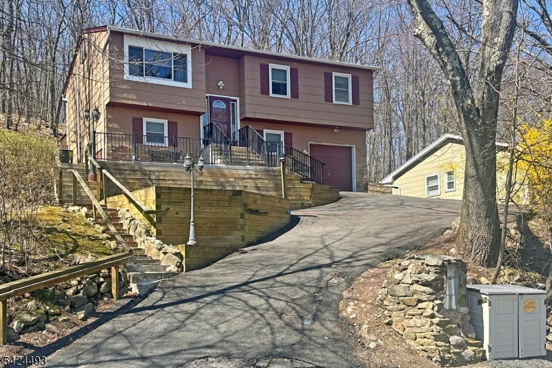 142 Valley View Dr