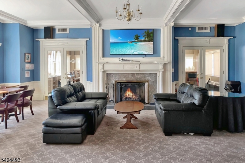 142 Valley View Dr