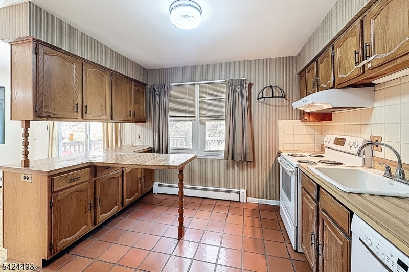 142 Valley View Dr