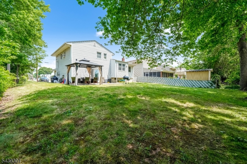 2530 Stillwell Rd