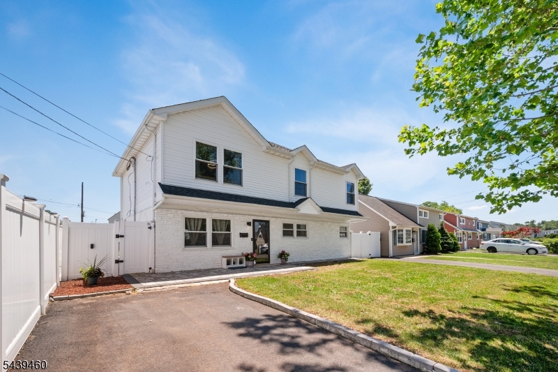 88 Leber Ave