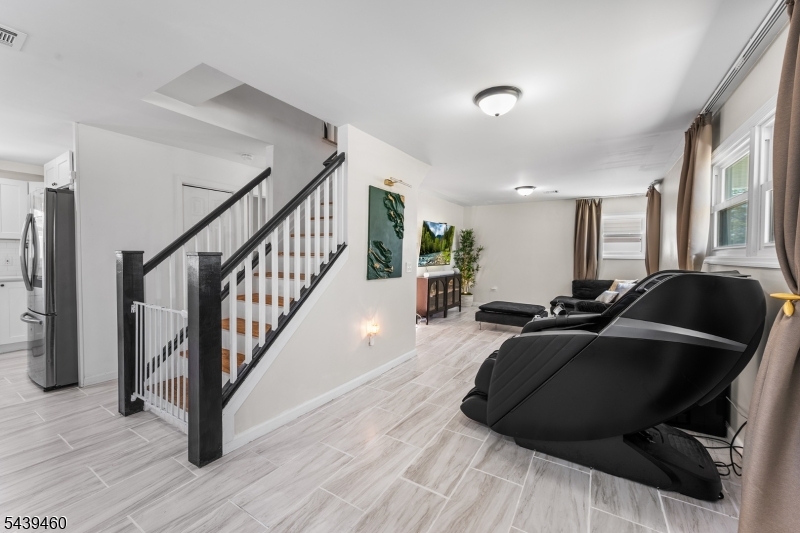 88 Leber Ave