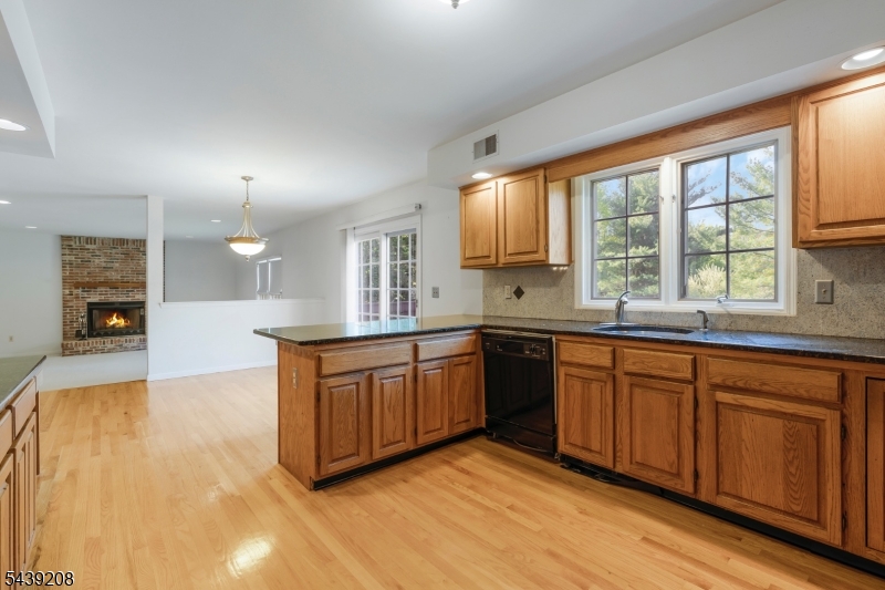 6 Pinewood Lane