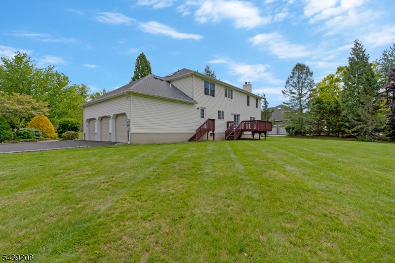 6 Pinewood Lane