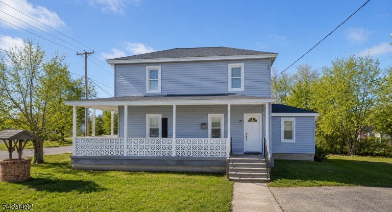 300 N West Blvd