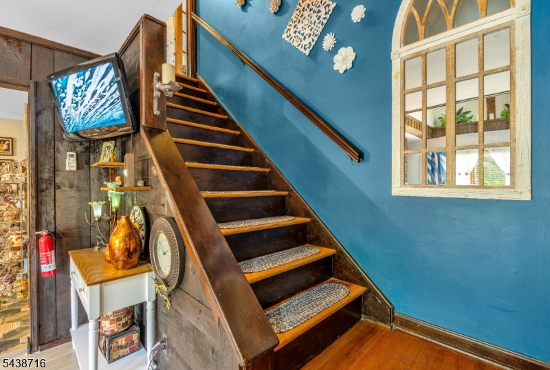 11 Rippling Brook Dr