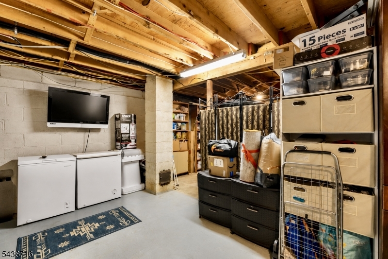 11 Rippling Brook Dr