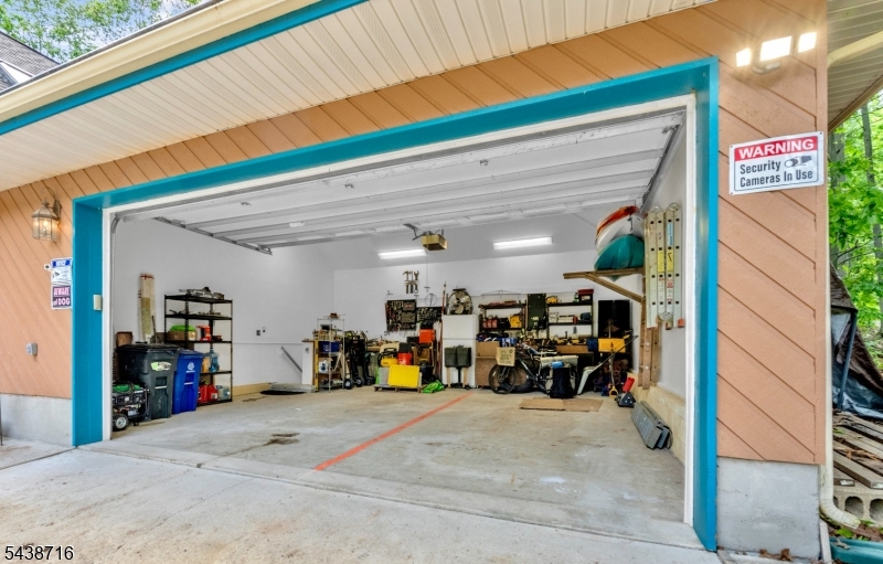 11 Rippling Brook Dr
