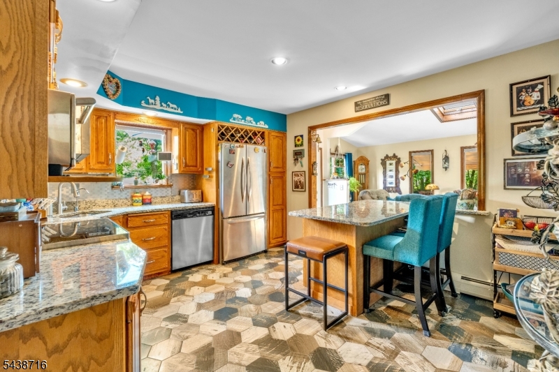 11 Rippling Brook Dr