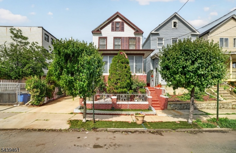79 E Jersey St