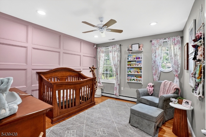 28 Fairview Dr
