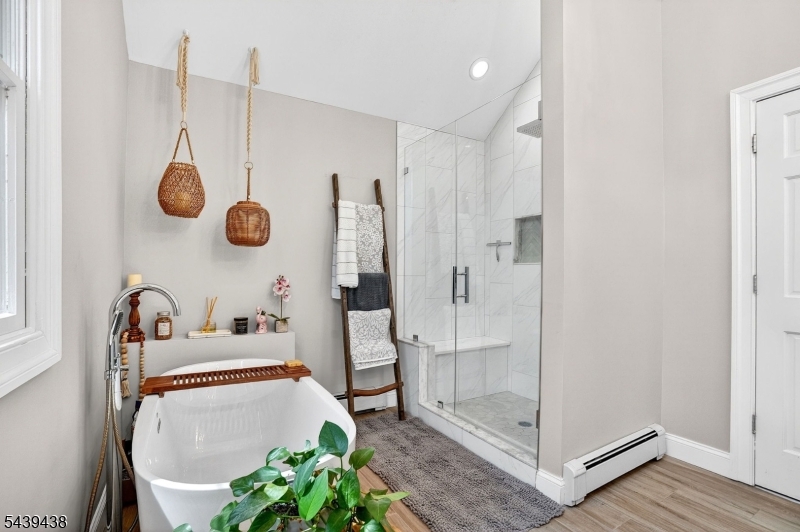 28 Fairview Dr