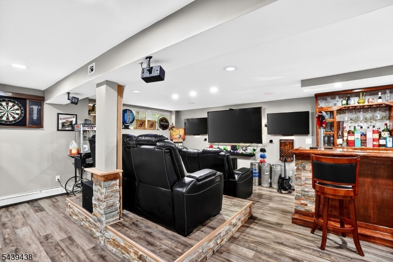 28 Fairview Dr