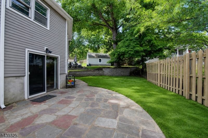 15 Winding Way