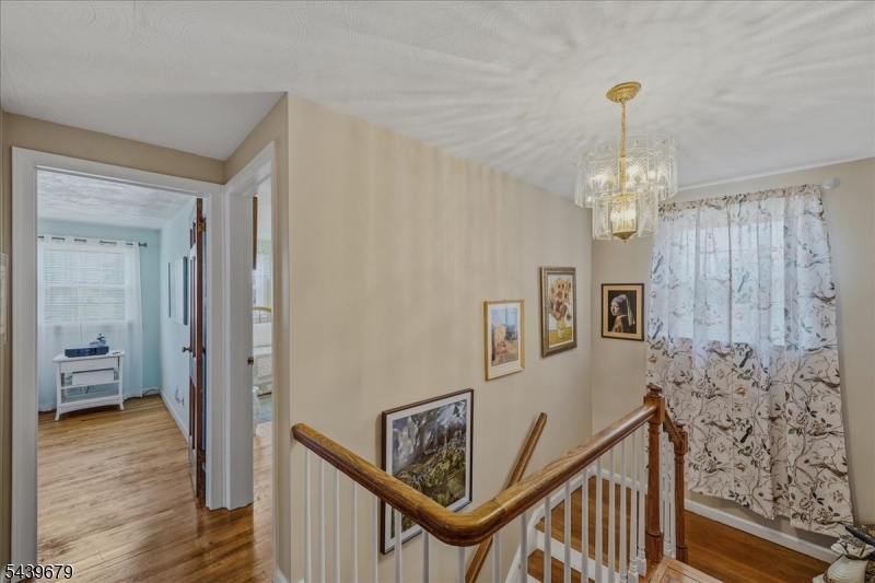 85 Stewart Ave