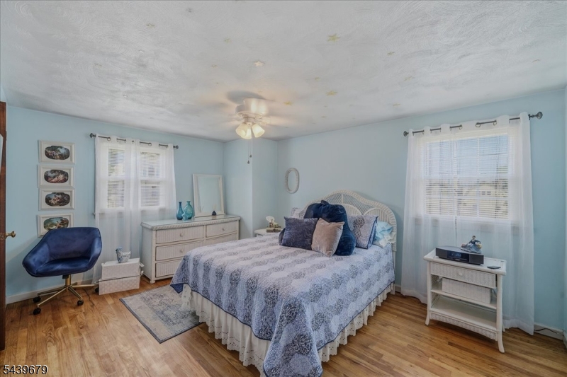 85 Stewart Ave