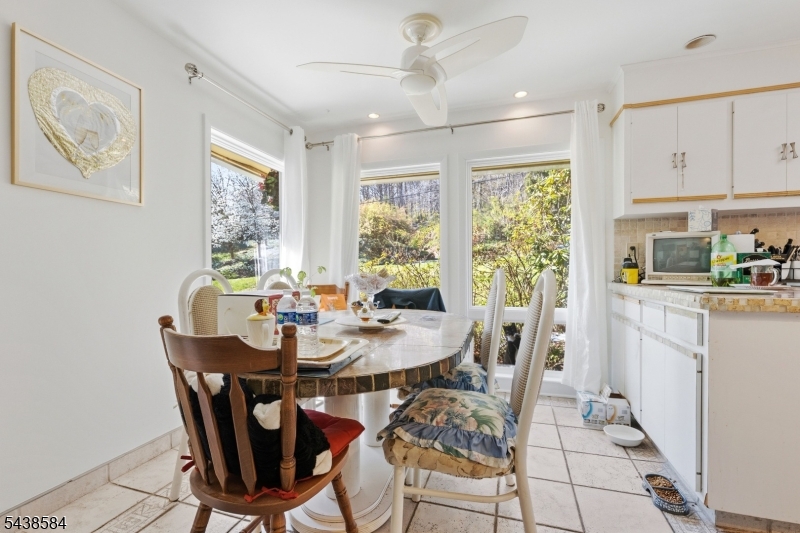 29 Farview Rd