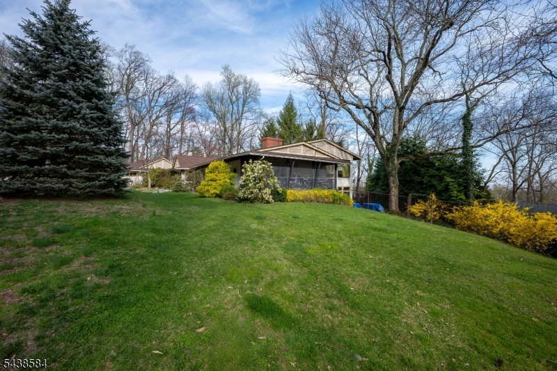 29 Farview Rd