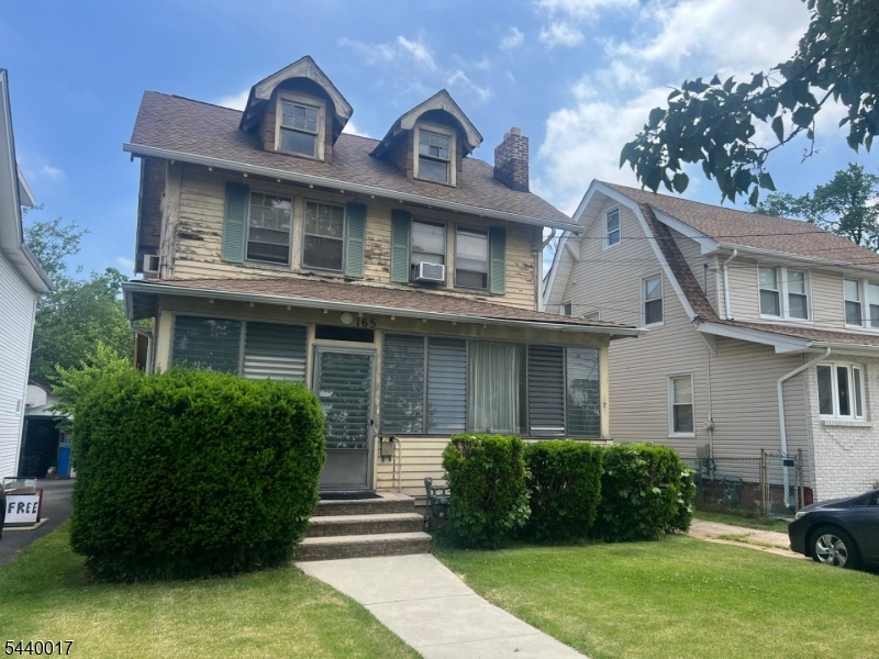 165 Monmouth Rd