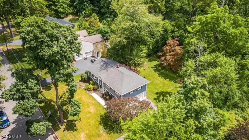 5 Drexel Ct