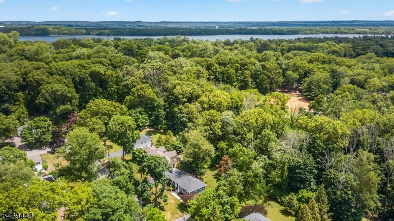 5 Drexel Ct
