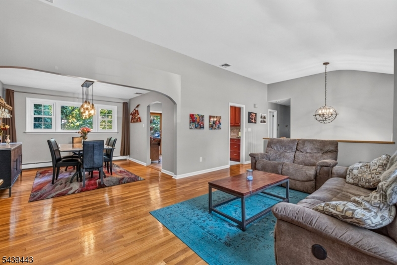 5 Drexel Ct