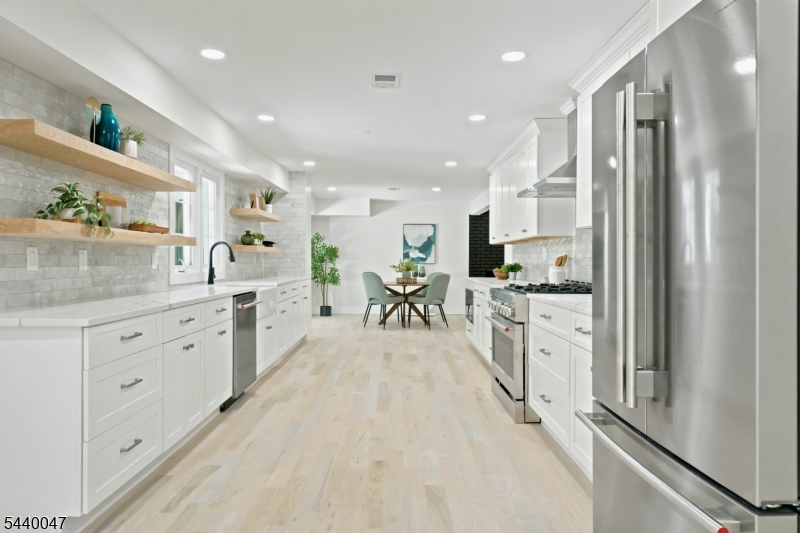 55 Green Hill Rd