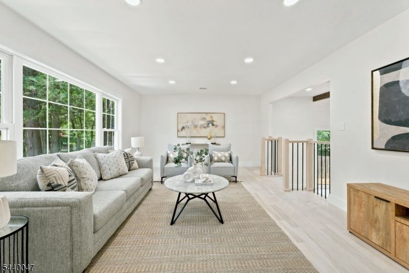 55 Green Hill Rd