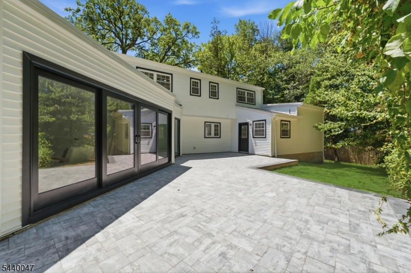 55 Green Hill Rd