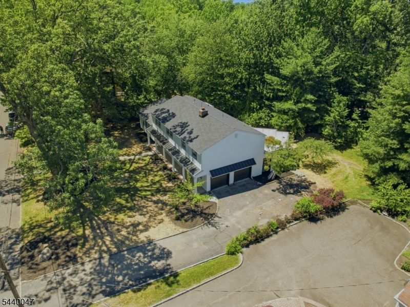 55 Green Hill Rd