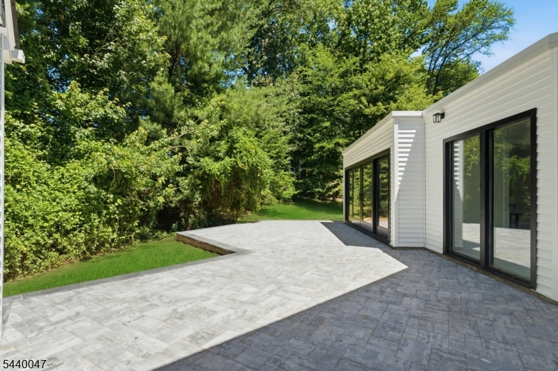 55 Green Hill Rd