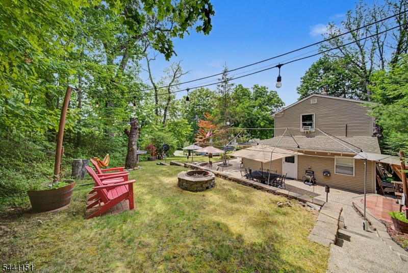 102 E. Belleview Avenue