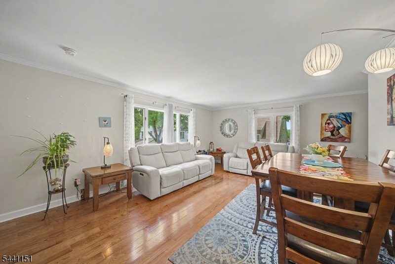 102 E. Belleview Avenue