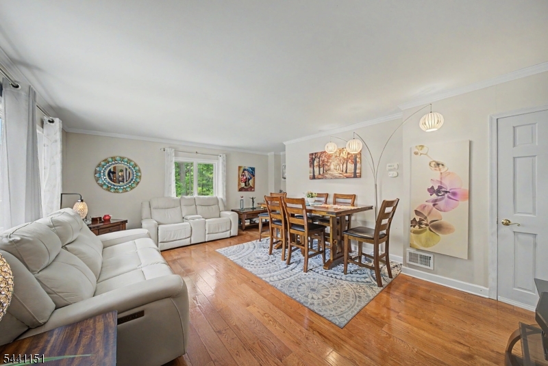 102 E. Belleview Avenue