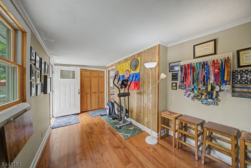 102 E. Belleview Avenue