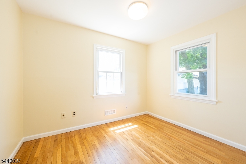 4 Van Duyne Ave