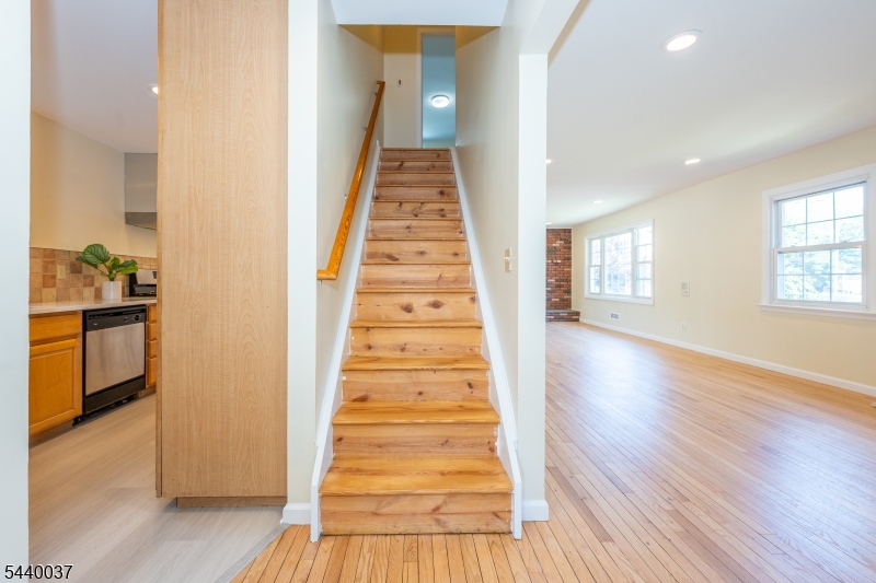4 Van Duyne Ave