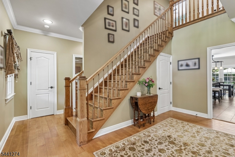 4 Holmehill Ln