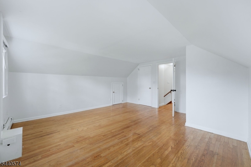 344 Mountain Ave