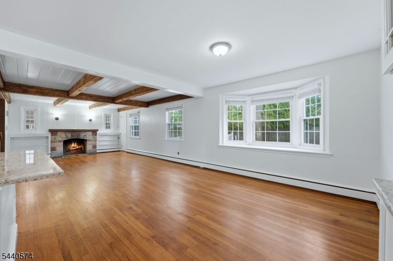 344 Mountain Ave