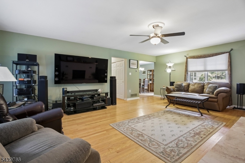 41 Carey Rd