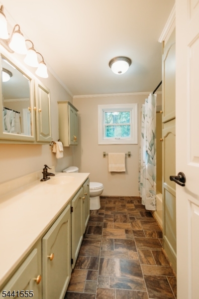 7 New Myrtle Dr