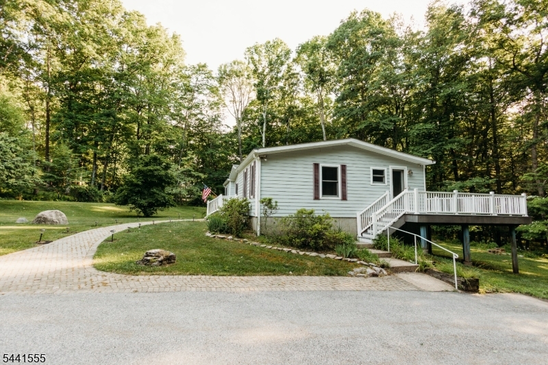 7 New Myrtle Dr