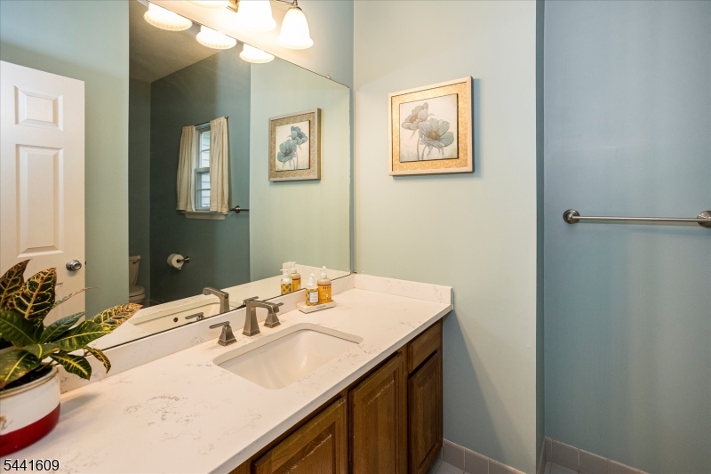 239 Old Beach Glen Rd