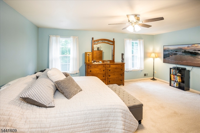 239 Old Beach Glen Rd